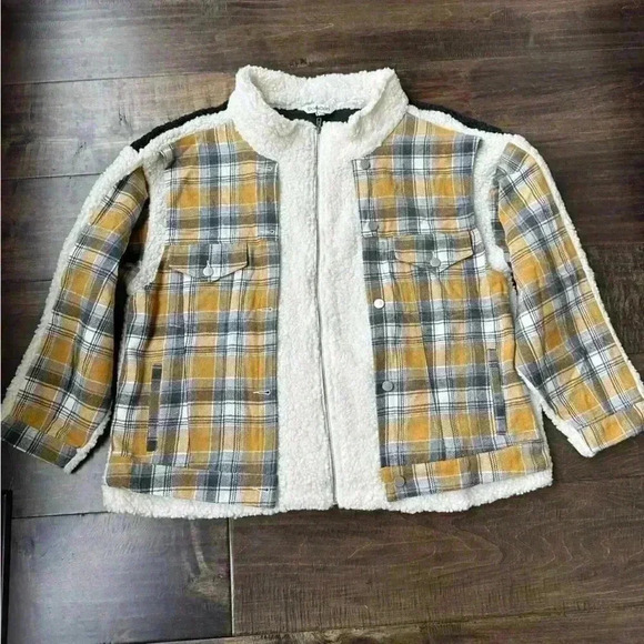 Davi & Dani RILEY PLAID & SHERPA
JACKET Size Medium And Large - Picture 3 of 9